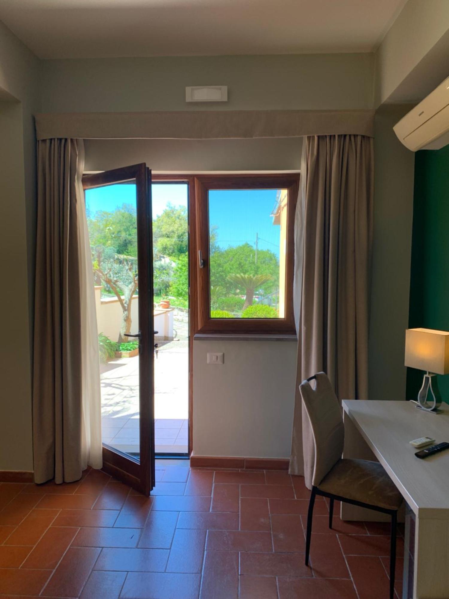 Villa Zufro Vibo Valentia Buitenkant foto